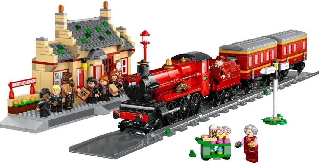 LEGO -  Harry Potter Hogwarts Express Train Set & Hogsmeade Station (76423)