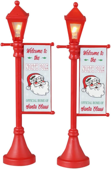 Lemax - Santa's Wonderland - Lighted Accessories: North Pole Lamppost (Set Of 2) (34091)