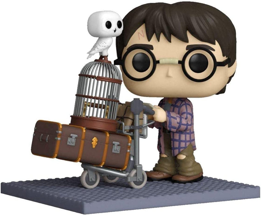 Funko - Deluxe: Harry Potter (Harry Potter Pushing Trolley)