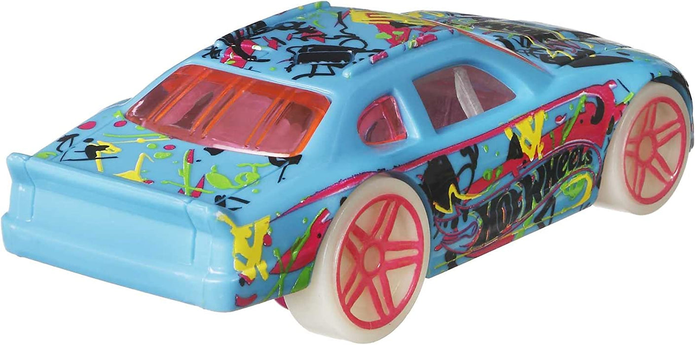 Hot Wheels - Monster Truck Glow In The Dark Car Bundle