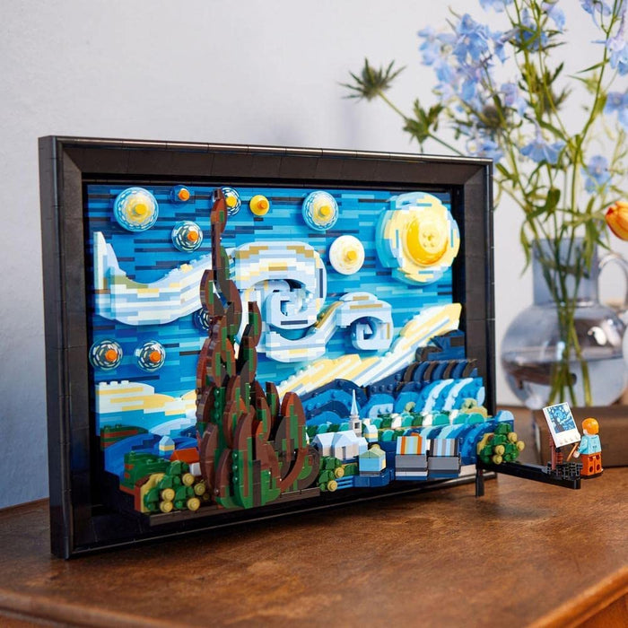 LEGO Ideas - Vincent Van Gogh (The Starry Night)